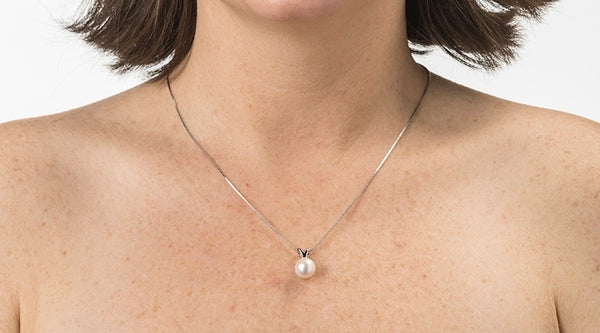 Small single pearl necklace deals