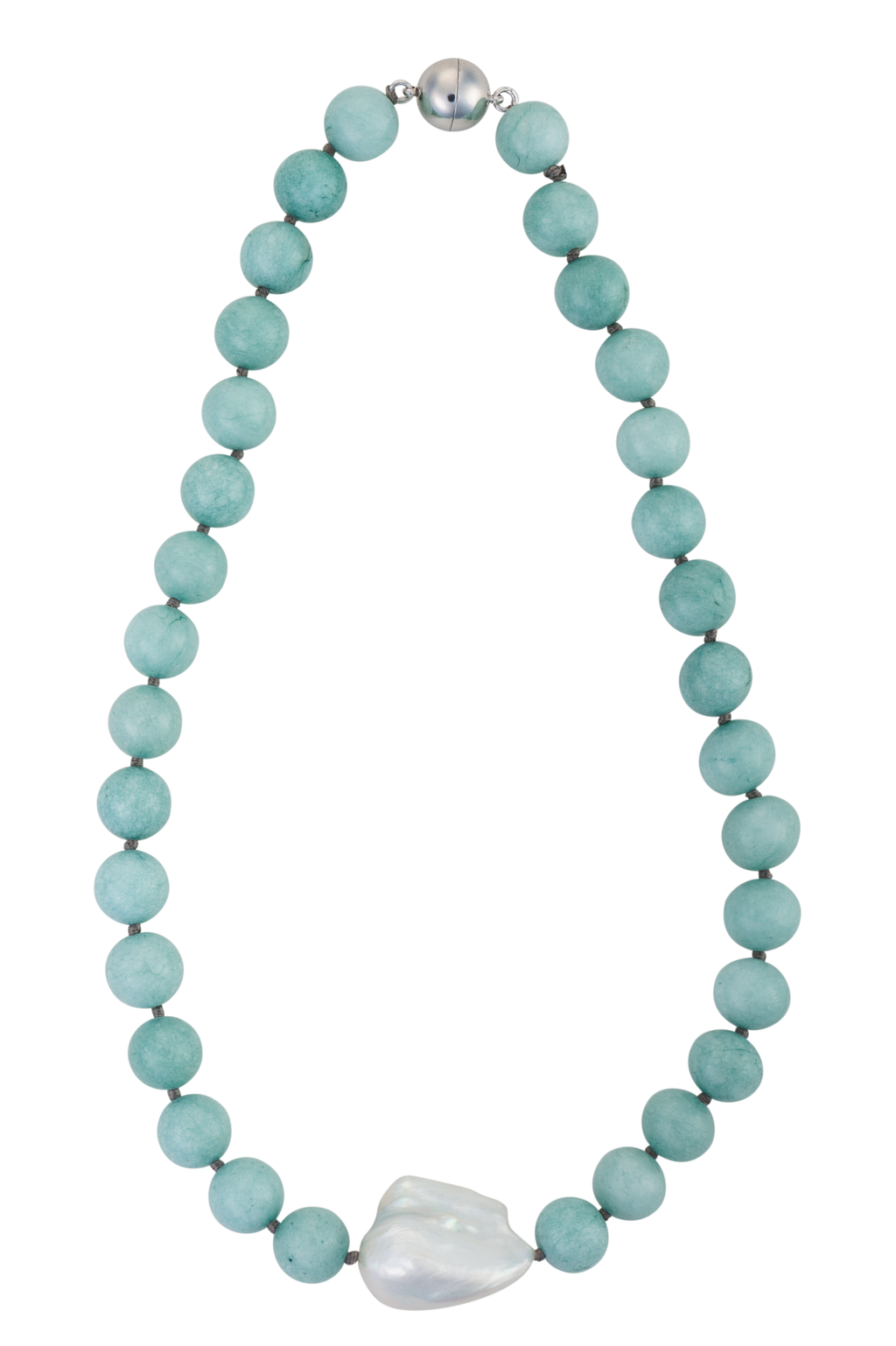 Jade and biwa pearl necklace