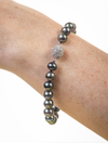 Delicate pearl bracelet with crystal clasp