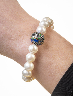 Baroque pearl and cloisonné bead bracelet