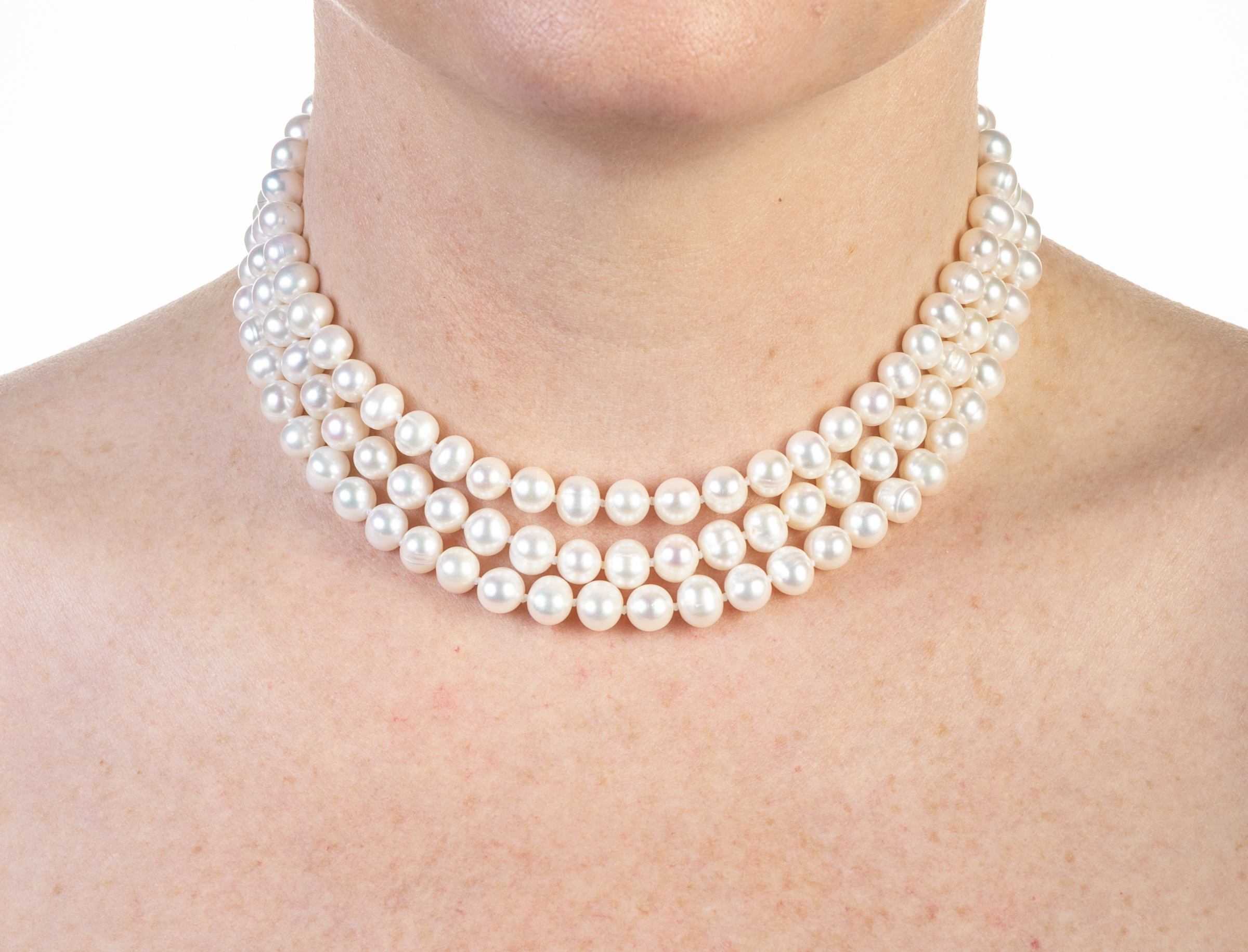 Three pearl choker deals
