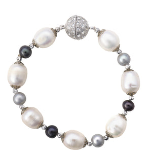 Pearl and Swarovski crystal bracelet