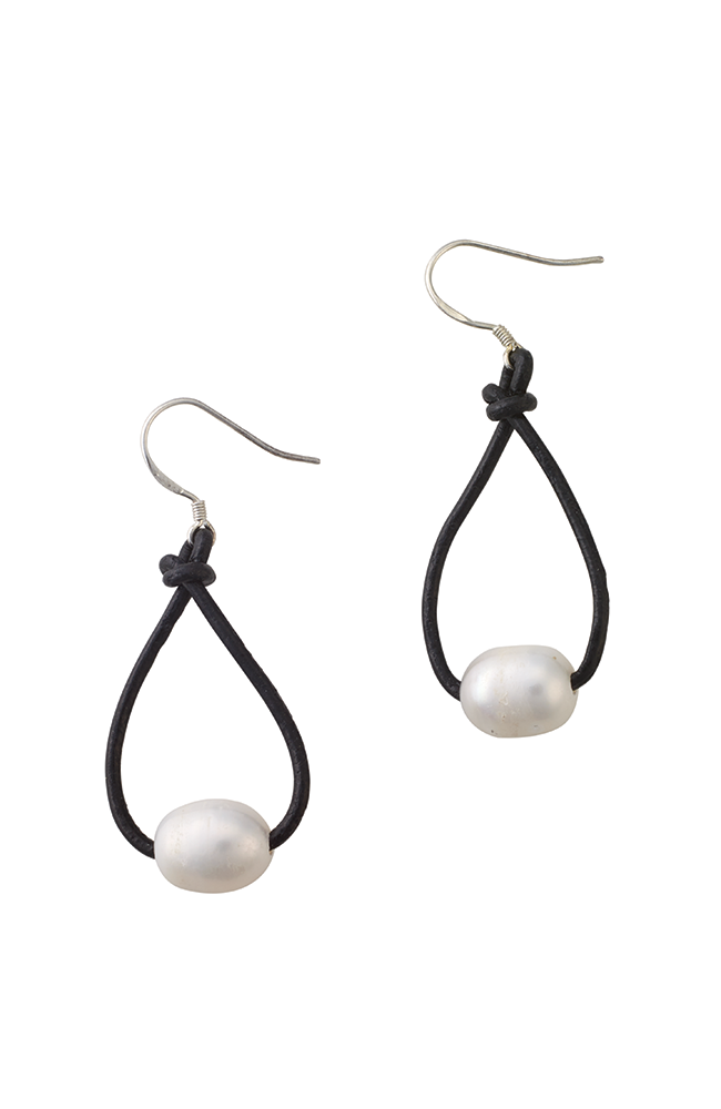 Leather hanging pearl hoop earrings
